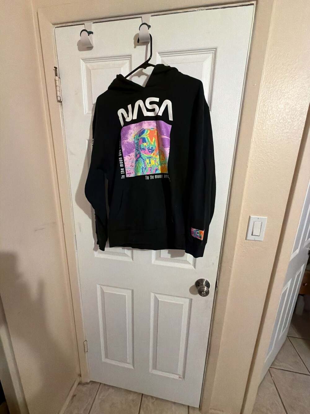 HyperSpace Size Medium NASA Explore the Universe Black Graphic Hoodie